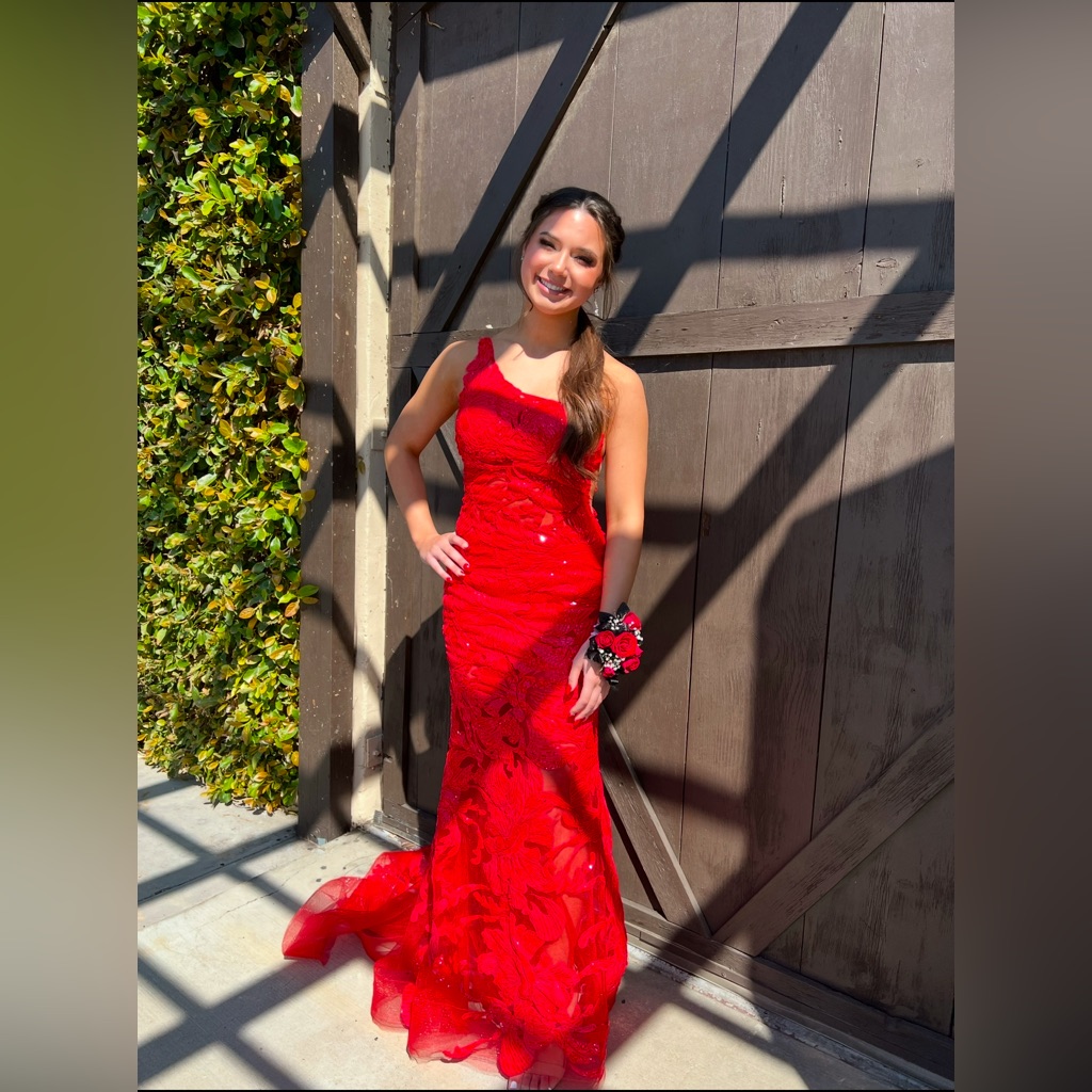 Selling A Red Prom Dress! Jovani Style #02895 Size 0!